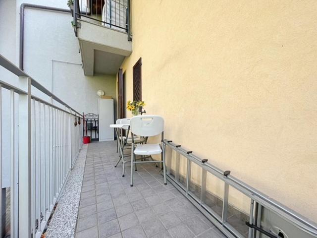 Appartamento Confortevole Con Terrazza Como Exterior foto